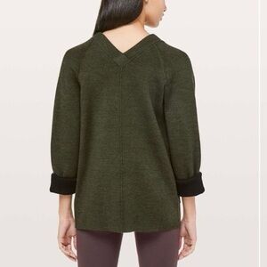Lululemon Reverse Me Wrap Heathered Dark Olive/Black 10